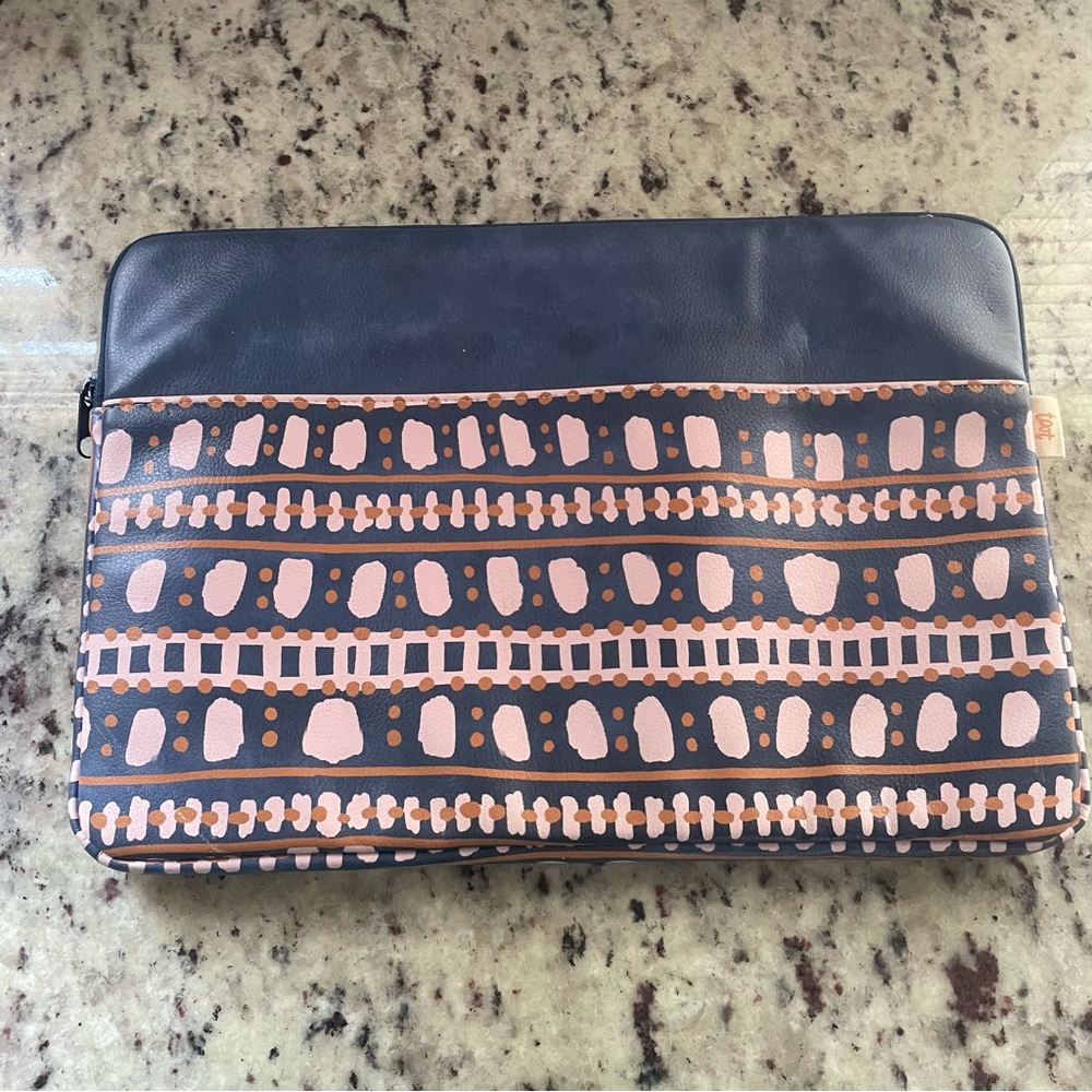 Toot Navy Blue Pink Brown Printed Zip Laptop Case up to 15”